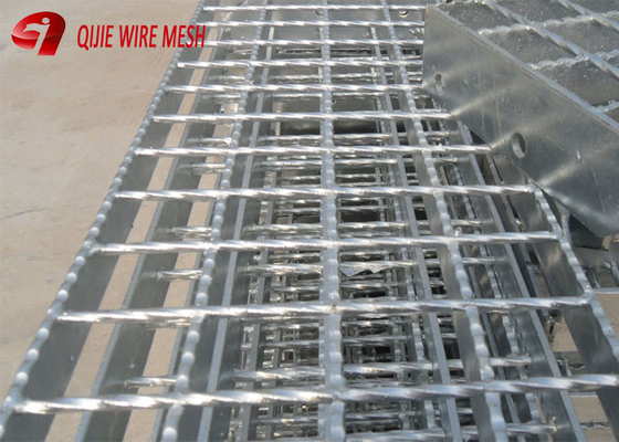 Metal Building Materials Steel Floor Grating Hot Dipped Galvanized For Walkway