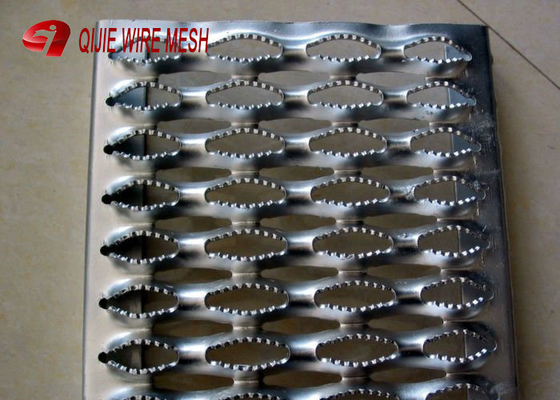 Heavy Duty Anti Slide Anti Slip Grating Steel Metal Safety Grating With Grip Strut