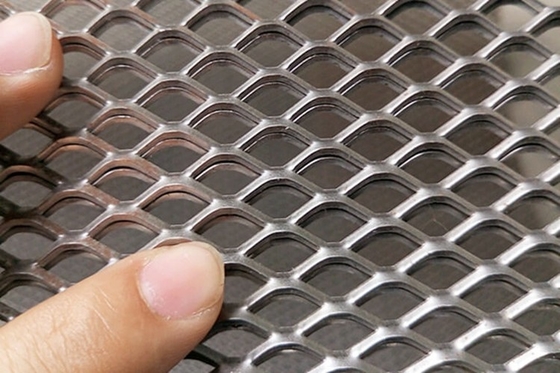 Industrial Flattened Expanded Metal Mesh 1/4&quot; #20 Security Screen Flat Sheet