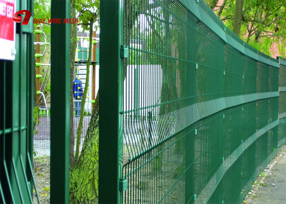 Anti Climb PVC Coated Wire Mesh Fence Panels 1530mm 1830mm 2030mm For Multi Color