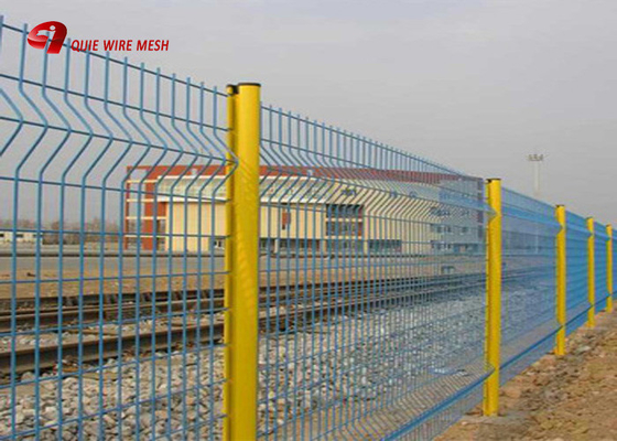 Powder Coated 3D Curved Metal Fence Welded Wire Mesh Panel Fence With Peach Post