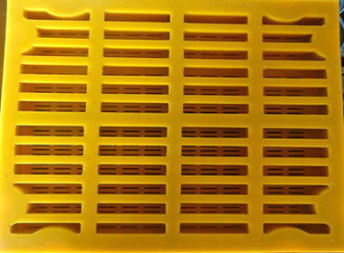 Yellow PU Mesh Polyurethane Screen Panels With Hook For Mine Vibrating