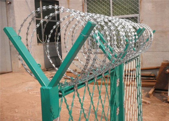 Hot Galvanized Bto -22 Cbt 65 Concertina Razor Wire For Prison