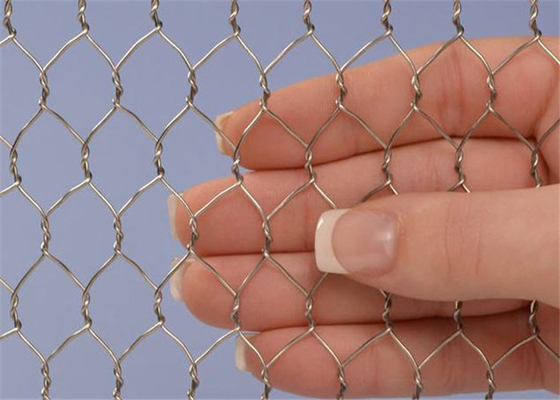 Poultry Netting Chicken Wire Mesh , Plain Weave Galvanized Hexagonal Wire Mesh