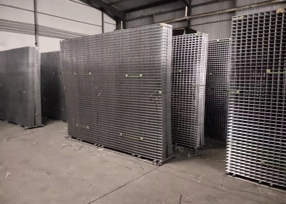 Hot Dipped Galvanized Welded Fencing Panels 3mm 4mm 5mm 6mm Thickness