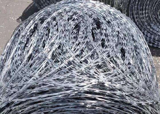 Hot Galvanized Flat Wrap Razor Wire Stainless Steel Bto22 For Farm