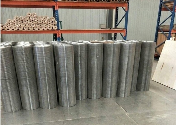 1/4" Opening Stainless Steel Welded Wire Mesh Rolls Hot Dipped Galvanized