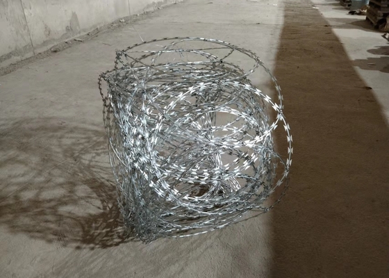 500mm Diameter Bto-30 Flat Wrap Razor Wire Barrier Form