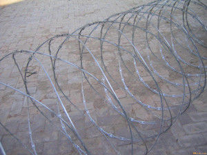 Hot Dipped Galvanized Concertina Razor Wire Cbt Series