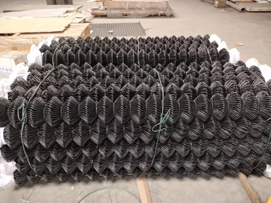 Sustainable PVC Black Coated Chain Link Fence For Garden