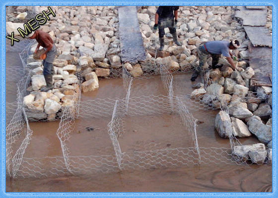 Hexagonal Wire Mesh Wall Basket , 2x1x1meters Wire Cages For Rock Retaining Walls