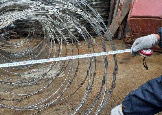 Stainless Steel Hot Dipped Galvanized Concertina Razor Blade Barbed Wire Mesh Fence