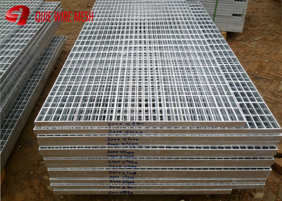 Building Materials Hot Dipped 32 X 5mm Galvanized Steel Grating