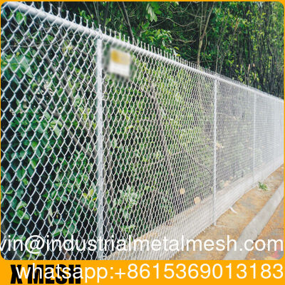 Versatile Galvanized Chain Link Fence for Construction Sites