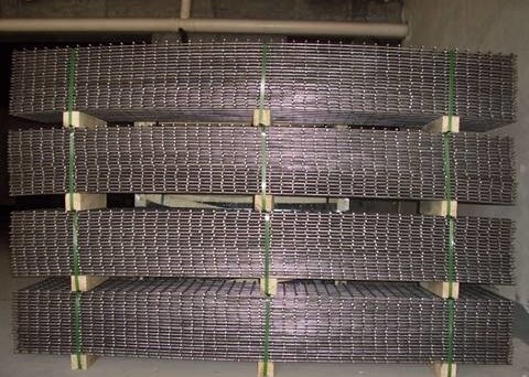 100mm Hole 50x50mm 316L Galv Mesh Panels